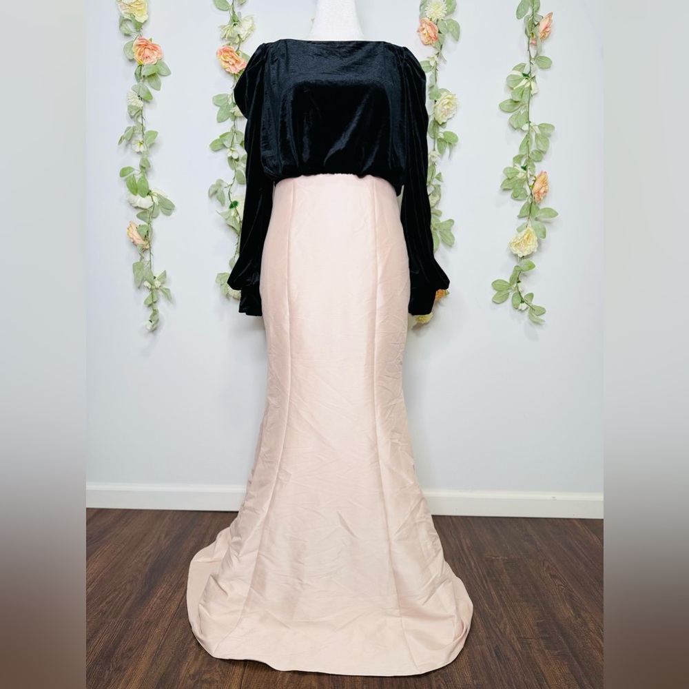 Badgley Mischka Party In The Back Two-Tone Gown - Picture 5 of 14